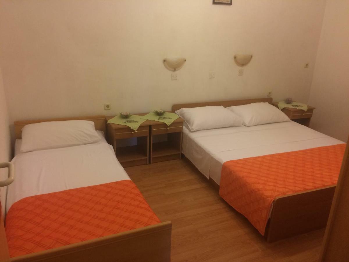 Ferienwohnung Toni I Kristina Baška Exterior foto